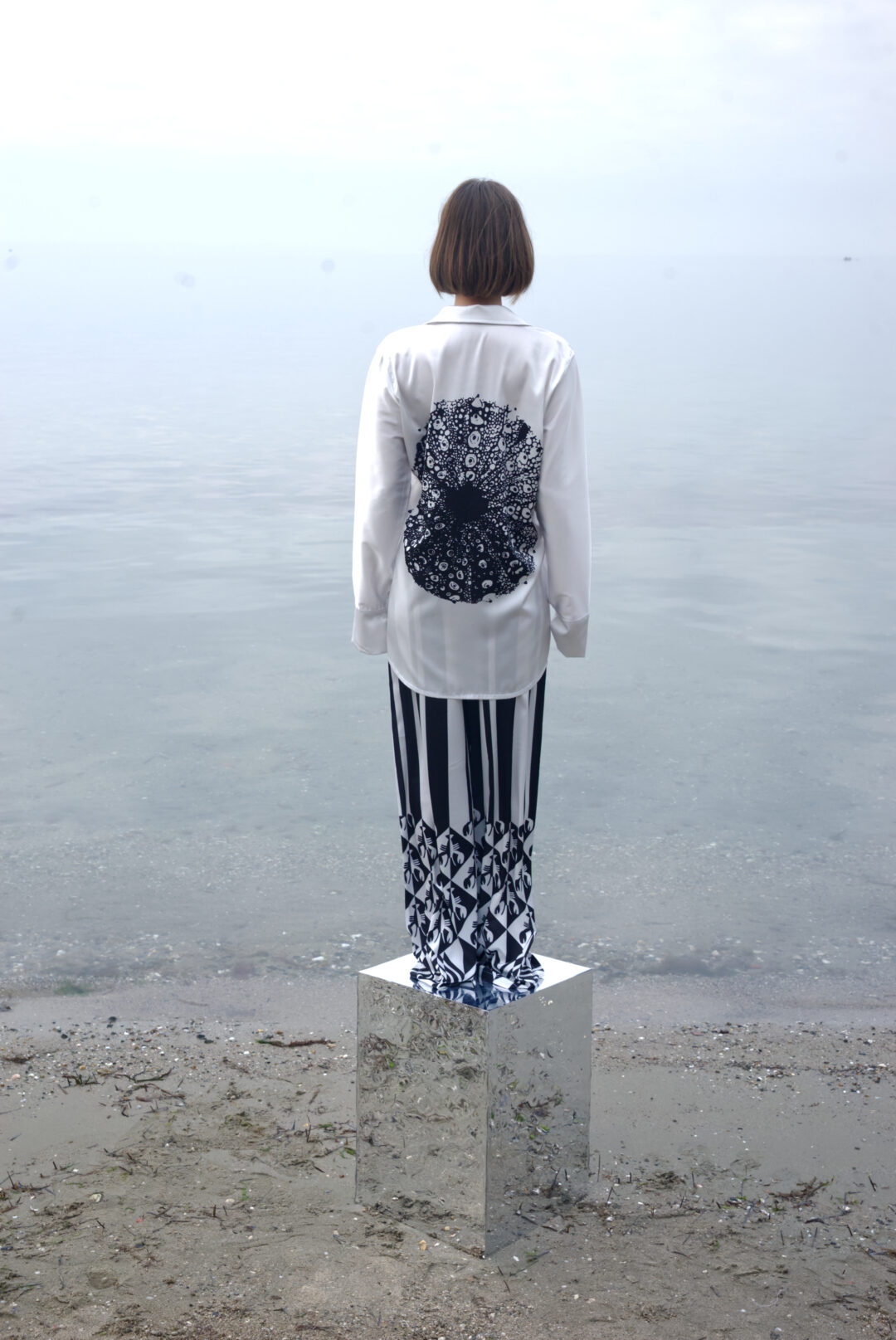 Πουκάμισο σατέν μακρυμάνικο print αχινός .