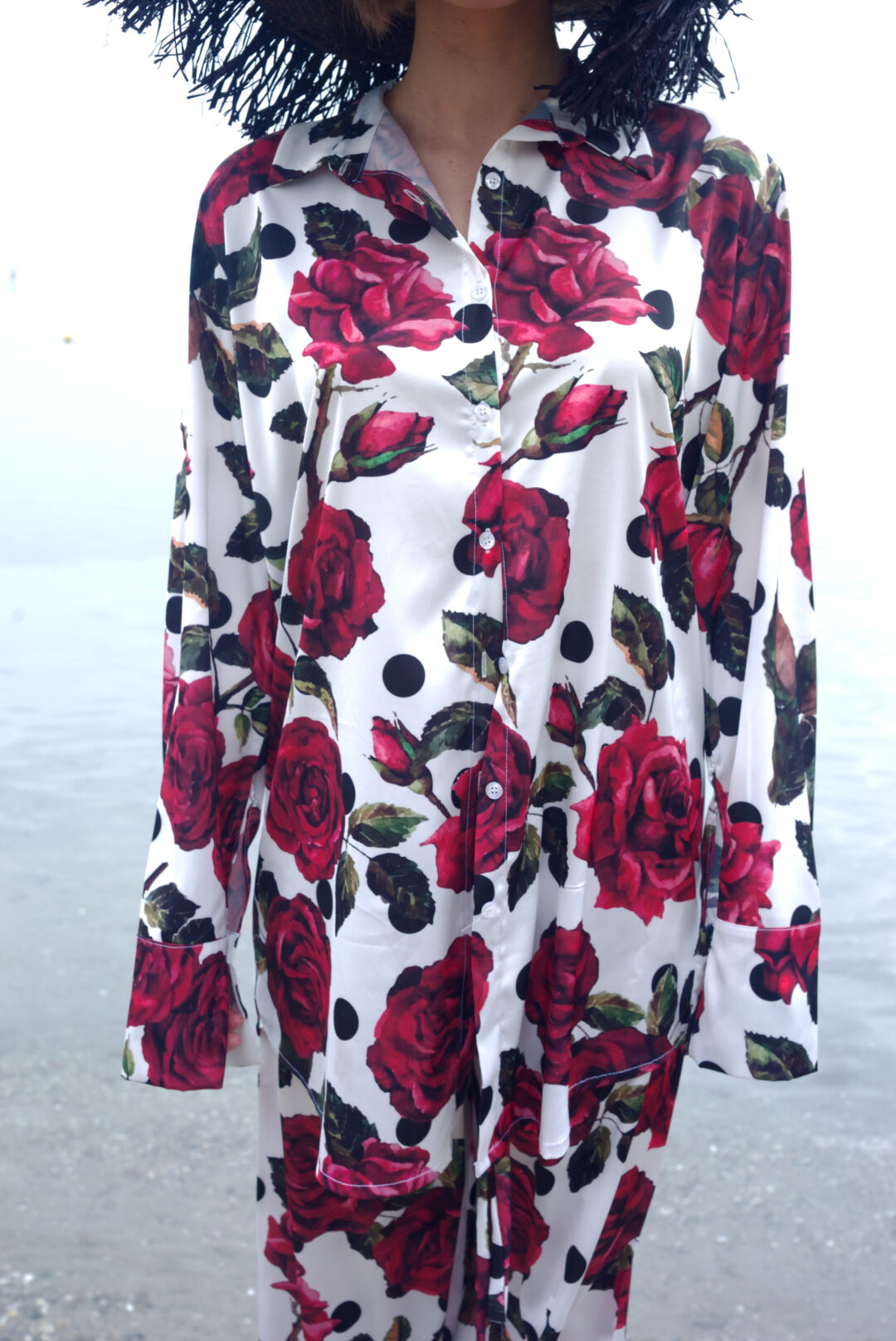 Πουκάμισο σατέν μακρυμάνικο print πουά floral .